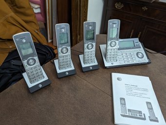 Collection Of Seven AT&t Phones With Answering Machine