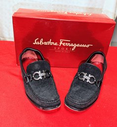 Vintage Ferragamo Sport Black Suede Loafer With Buckle Accent - Size 5.5
