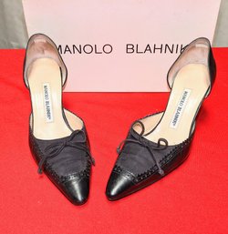 Manolo Blahnik Black Pointed Suede & Leather Wingtip Shoe- Size (5)