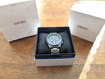 Seiko Auto Divers 200m Watch SS Band Black Dial Calendar Original Box