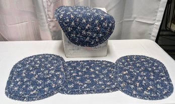 4 Reversible Blue Floral Placemats