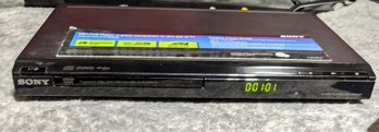 Sony DVD Player With Remote Controller Model# DVP-SR200P - TESTED- WORKS WELL