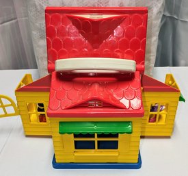 Vintage Illco Folding Toy Cottage With 4 DIsney Characters