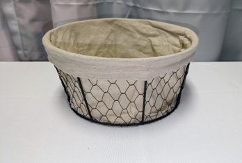 Brown Round Wire Basket With Liner