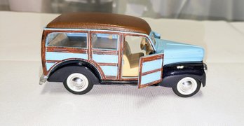 Vintage Corgi Diecast Superior 1940 Ford Woody Wagon Deluxe