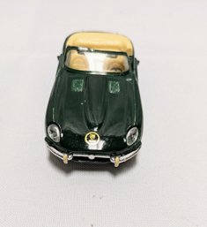 Vintage Maisto Diecast Green Jaguar Cabriolet Convertible