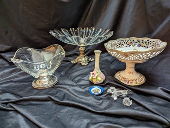 Grouping Of Seven Glass And Porcelain Items