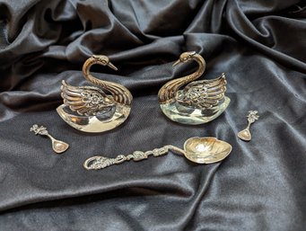 Vintage Swan Salt Cellar With Cut Crystal Base And Silver Spoons