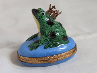 Limoges Prince Frog Lidded Trinket Box With A Kiss Inside