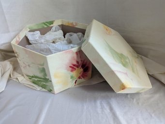 Decorative Cloth Lined Hat Box