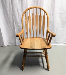 Vintage America Shin Lee Solid Oak Spindle Back Arm Chair