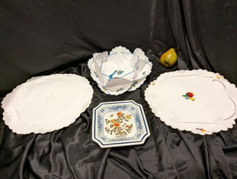 Grouping Of 4 Including Three Cloth Bread Baskets And A Porcelain Plate