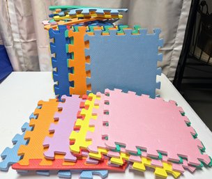 Foam Playmat Interlocking Puzzle Mat - 16 Tiles & 12 End Pieces