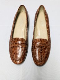 Ladies Talbots Faux Crocodile Brown Shoes - Size 9
