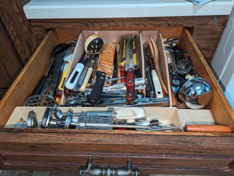 Everything In The Kitchen Drawer