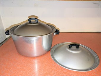 Vintage Ware-Ever Pot With 2 Different Fitting Covers