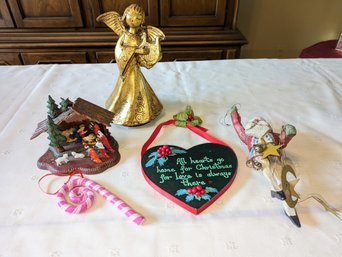 5 Item Christmas Lot