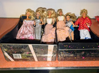 Vintage Lot Of 5 Barbie Dolls & 1 Ken Doll In Original Case ROCKERS Fashion Doll Carrying Case