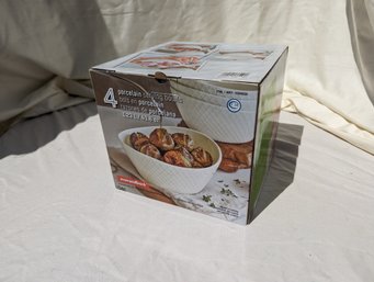 New In Box Set Of 4 Porcelain Serving Bowls