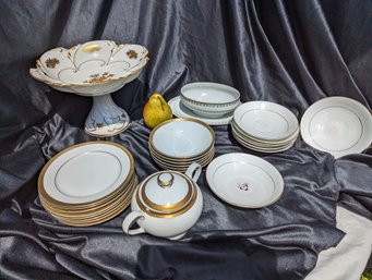 Grouping Of 25 Pieces Of China With Gold Details