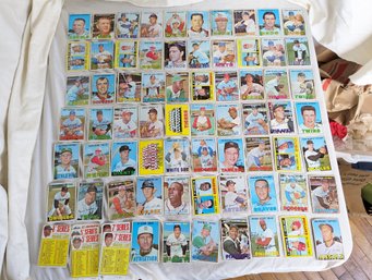 1967 Tops Baseball Card Collection Of 73 #2