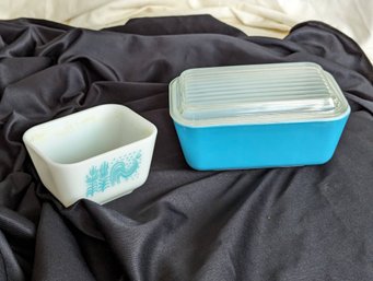 Two Pyrex Cookware Pieces