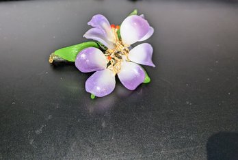 Vintage Chinese Carved Purple & Green Agate Floral Pin