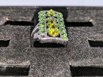 Gun Metal Tone & Green Rhinestone Ring (missing 2 Stones)