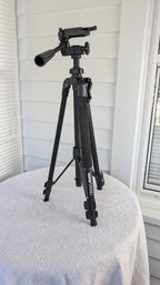 Capture Your World With Confidence: Sunpak 5858D Tripod