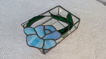 Art Nouveau Slag Glass Hinged Box: A Timeless Treasure