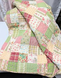 Pottery Barn Full/Queen Lightweight Patchwork/ Floral Quilt