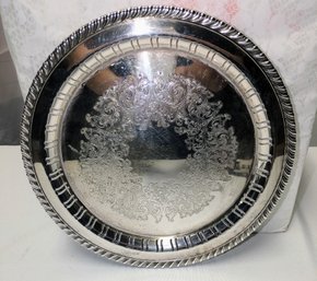 Vintage Wm Rogers Silver Plate Ornate Trim & Engraved Pattern Round Serving Tray