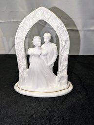 Vintage Lenox 'Wedding Promises' Bride & Groom Cake Topper Figurine