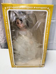 Vintage Effanbee Porcelain Bride Doll In Original Box