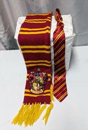 Harry Potter Gryffindor Scarf & Tie Set