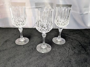 Set Of 3 Long Champ Cristal D'Arques Wine Glasses