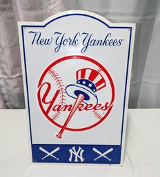 New York Yankees Metal Sign