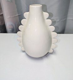 Modern Scalloped Edges Vase