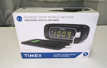 Timex Model#t210 Alarm Clock With USB Charging Port