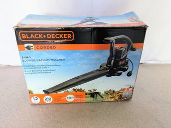 Black & Decker 3 In 1 Blower/ Vacuum /Mulcher