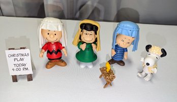 Vintage Collectable Lot Of Peanuts And The Gang 'Christmas Play' Characters