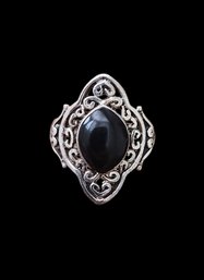 Vintage Sterling Silver Ring With Onyx Color Stone