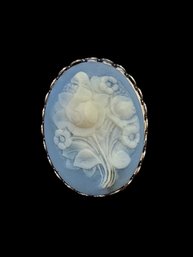 Vintage Floral Cameo Style Brooch/pin