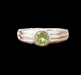 Sterling Silver Ring With Peridot Stone