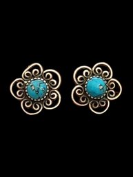 Beautiful Vintage Sterling Silver Turquoise Color Flower Earrings