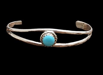 Vintage Native American Sterling Silver Turquoise Bracelet