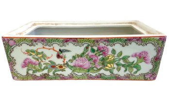 Antique Famille Rose Porcelain Rectangular Box (J)