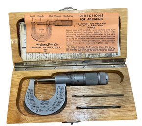 Vintage Lufkin No. 1611V Micrometer (A)