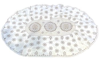 VIntage French Oval Crocheted Tablecloth