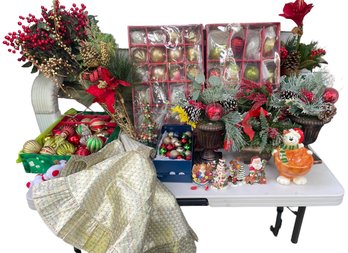 HUGE Christmas Decor Lot